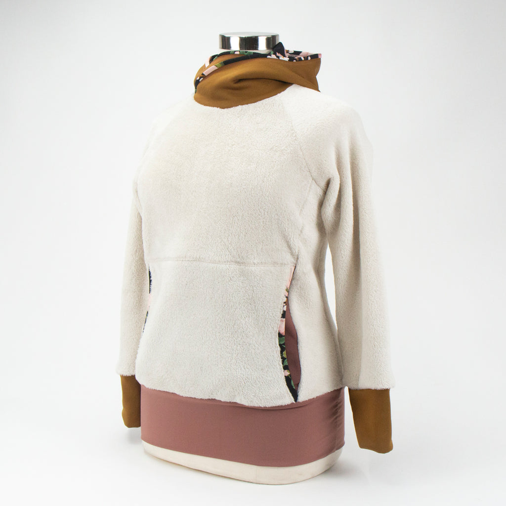 Ella Roo+ |  Frosted Petal