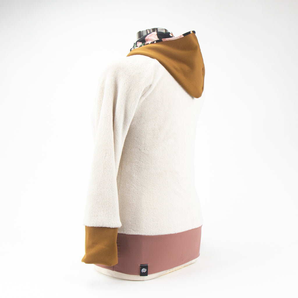 Ella Roo+ |  Frosted Petal