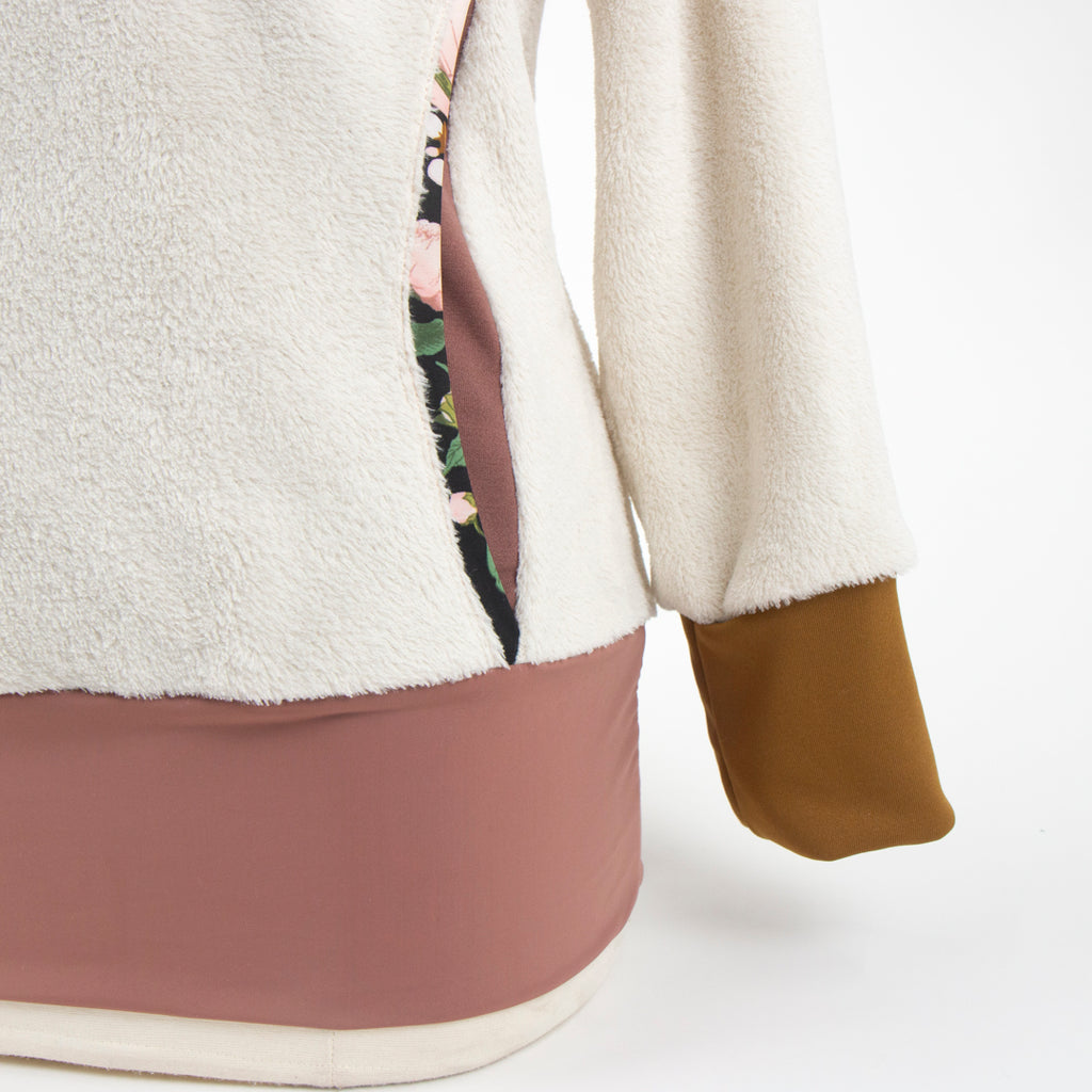 Ella Roo+ |  Frosted Petal