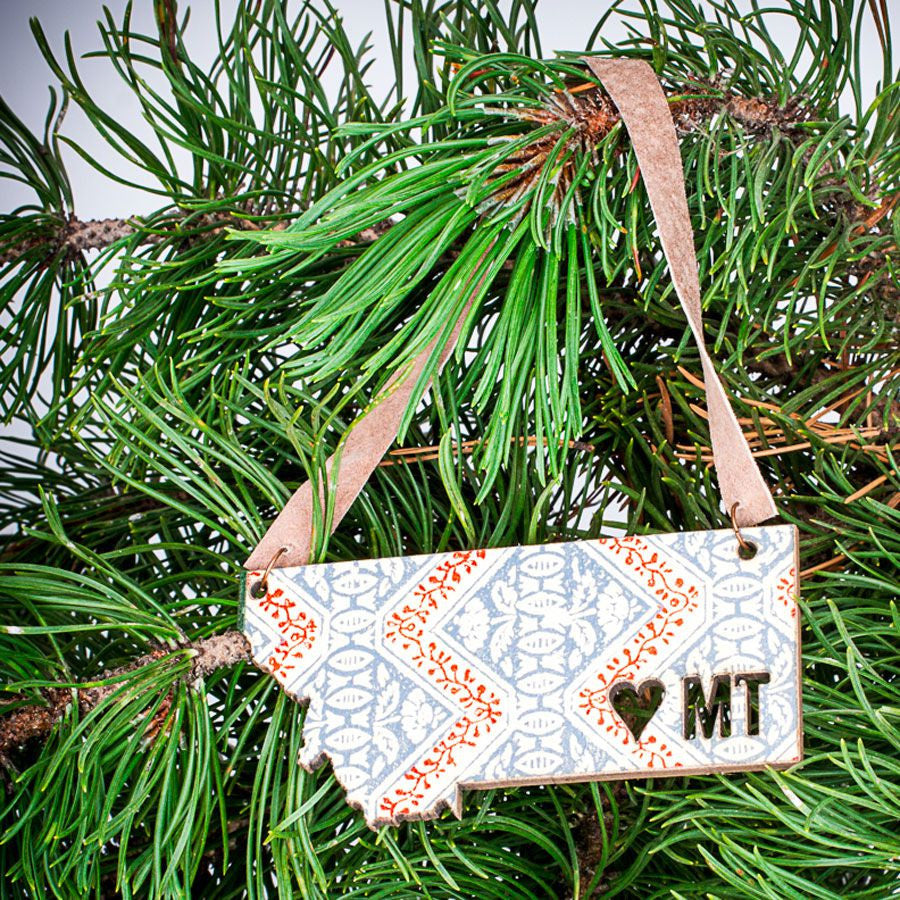 I {heart} MT Ornament